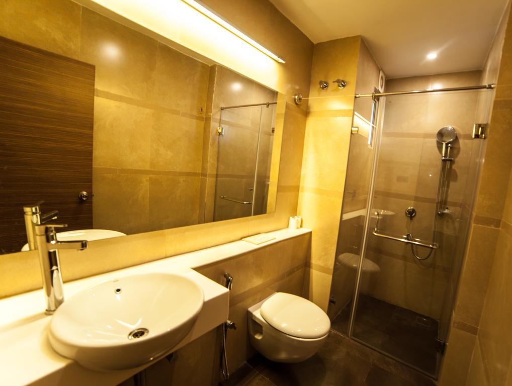 Brownstar Boutique Hotel Chennai Extérieur photo